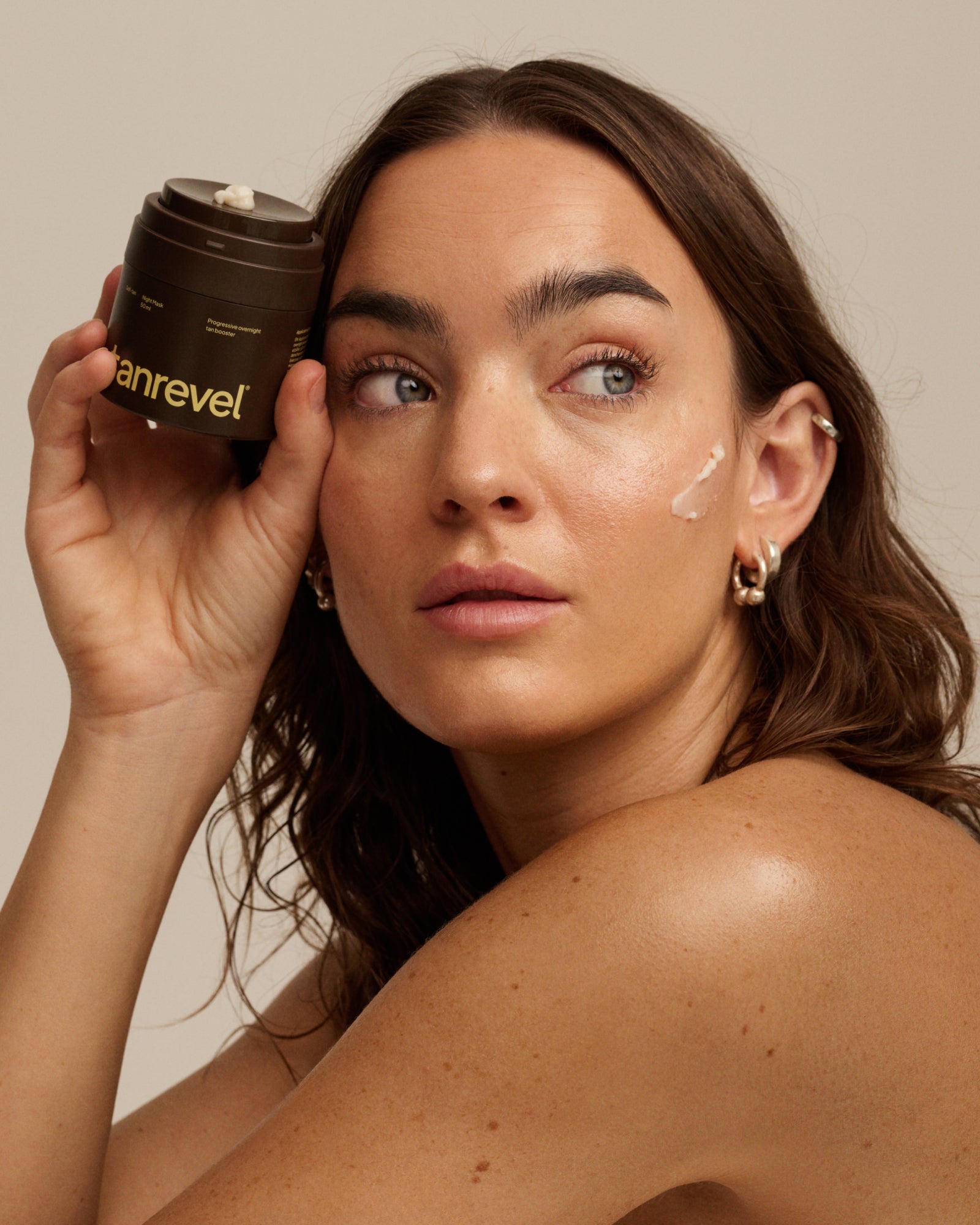 Savaiminio Įdegio Putossplit-banner image